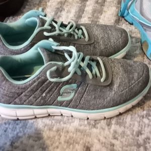 Sketchers sport shoe